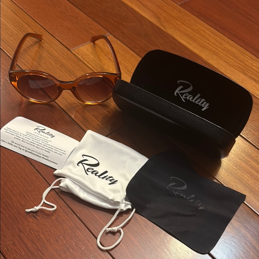 Reality orangish color sunglasses! Perfect for summer.